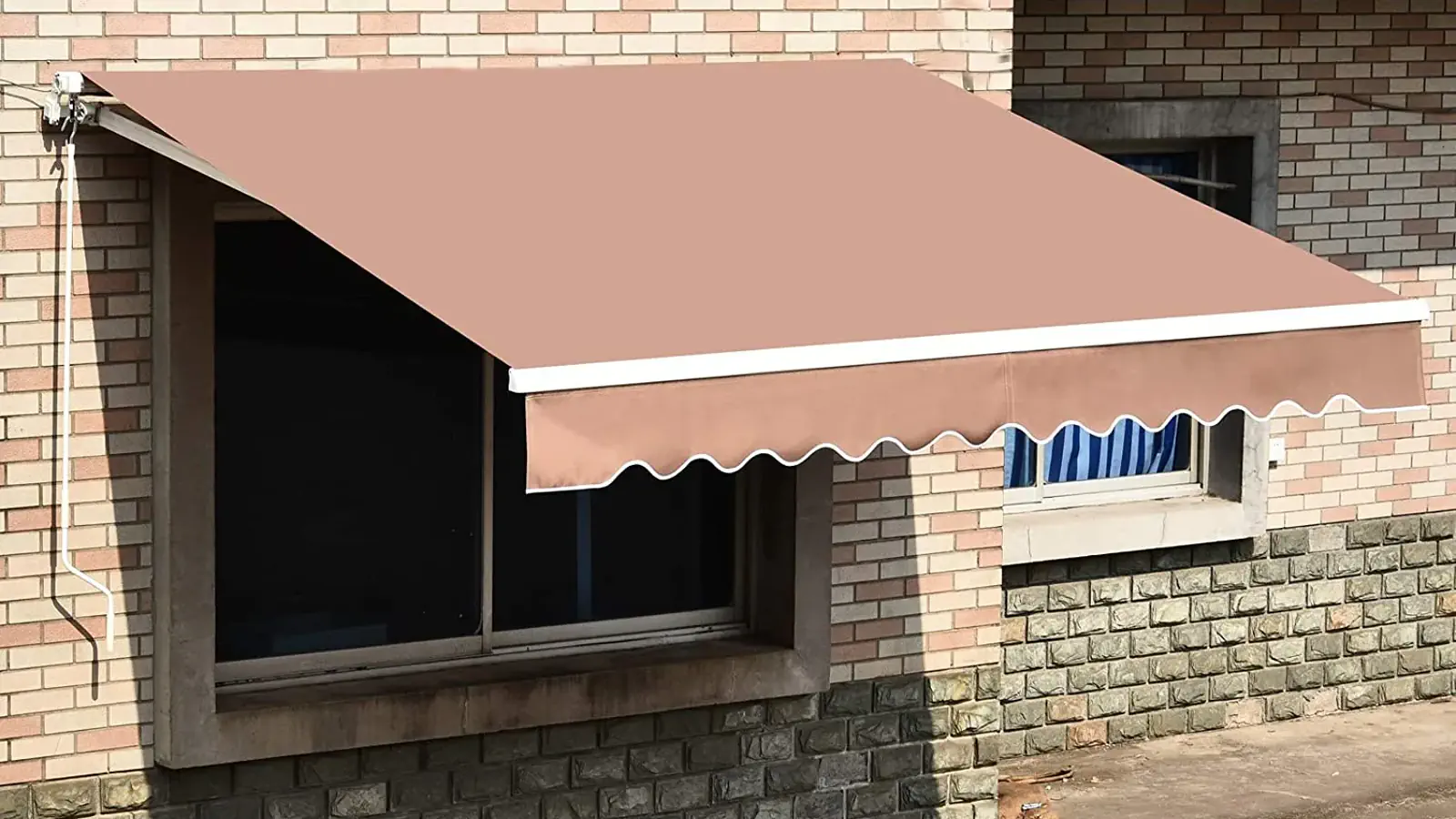 Window and door awnings for sun protection in Arizona
